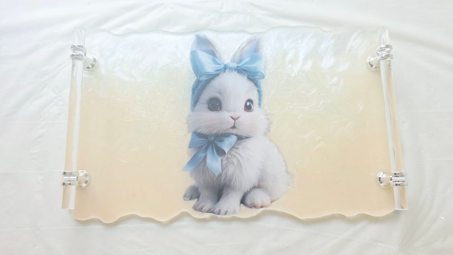 Grand Plateau “Lapin irrésistible” – Plateau en résine certifiée - Pièce unique