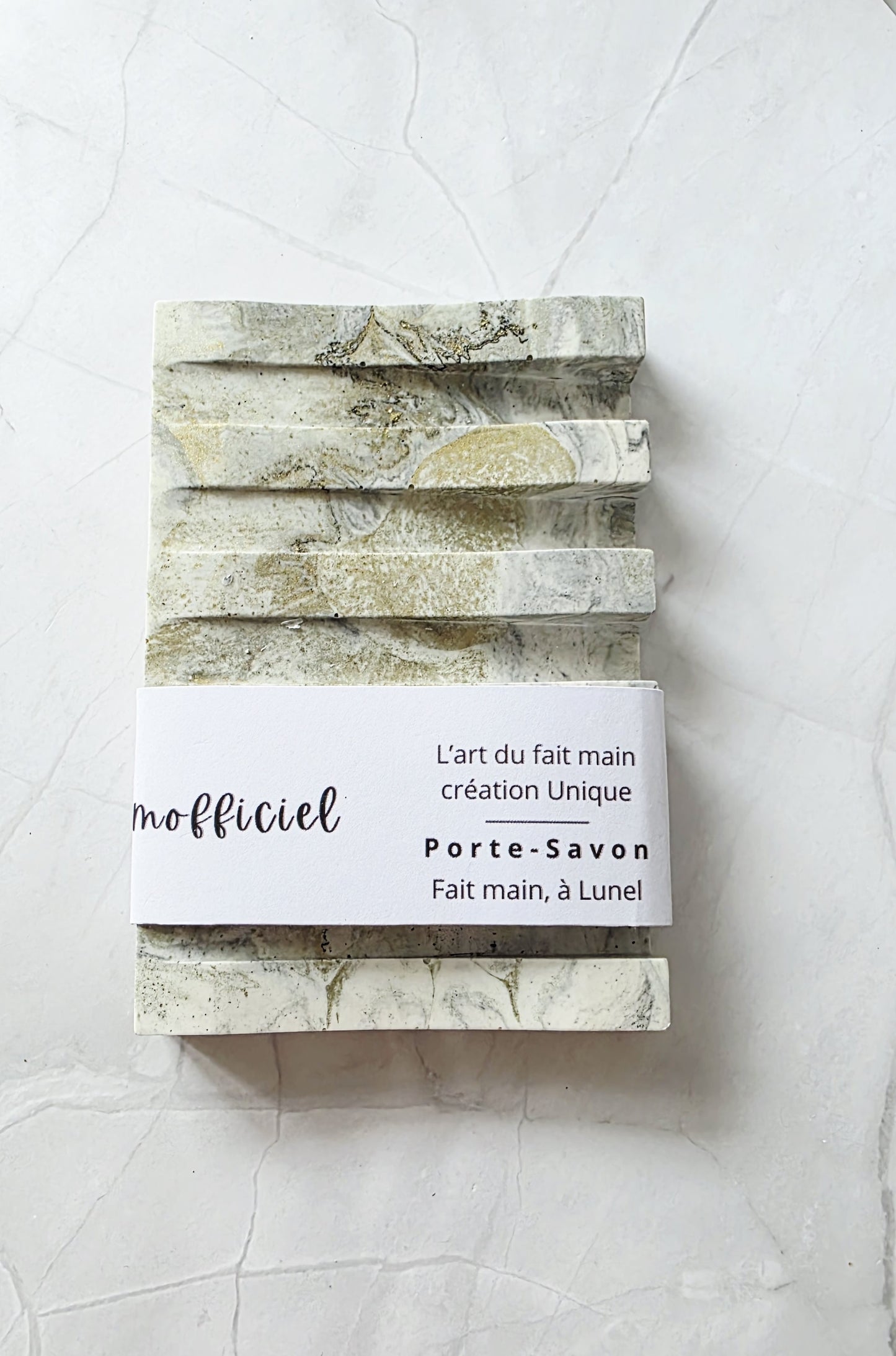 Porte-savon en composite minéral – Création artisanale unique