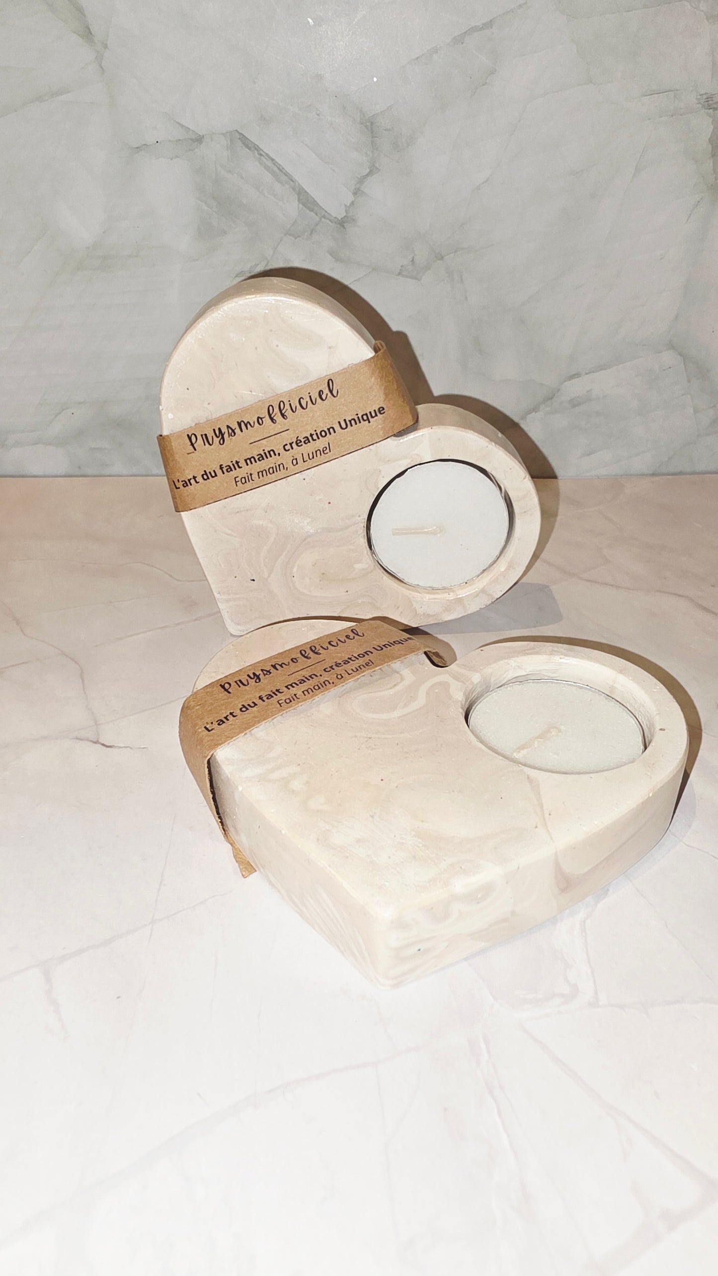 Bougeoir cœur en composite minéral – Douceur & élégance artisanale