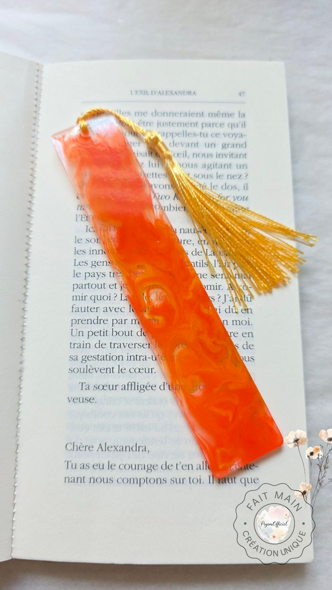 Marque-page coloré – Bijou de livre en résine