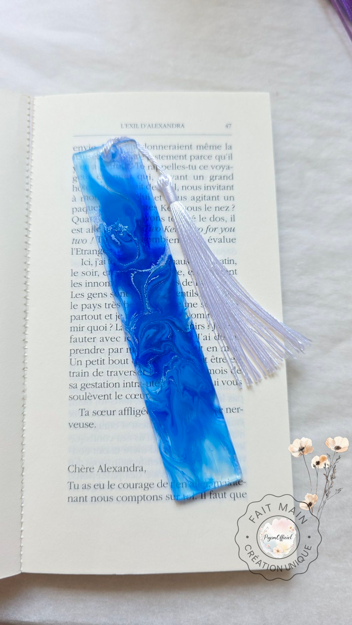 Marque-page coloré – Bijou de livre en résine