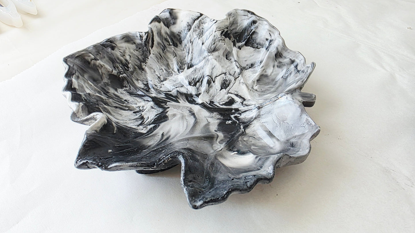 Vide-poche Feuille de chêne – Élégance naturelle & création artisanale