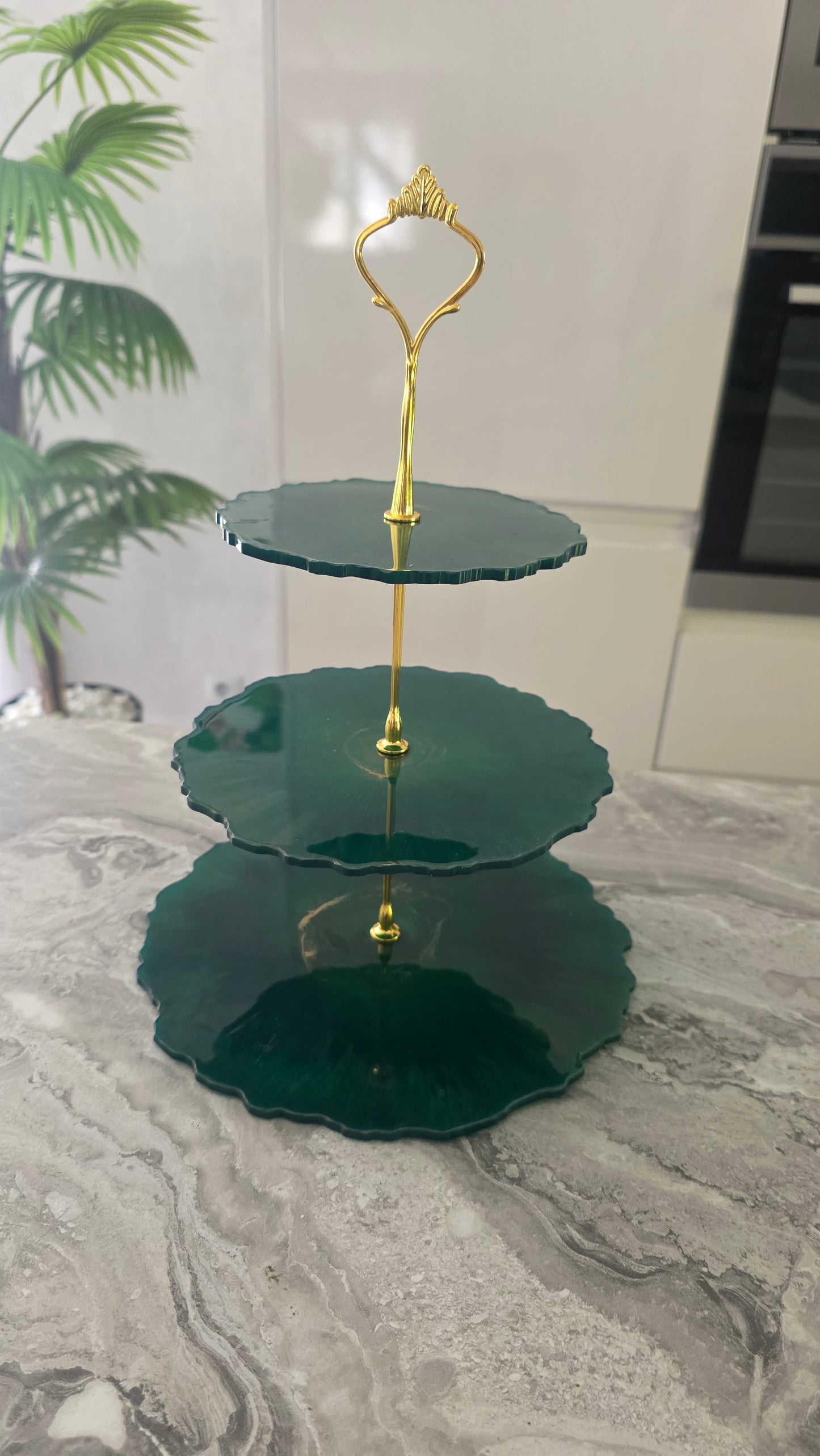 Support 3 plateaux - présentoir en résine – Élégance & Originalité