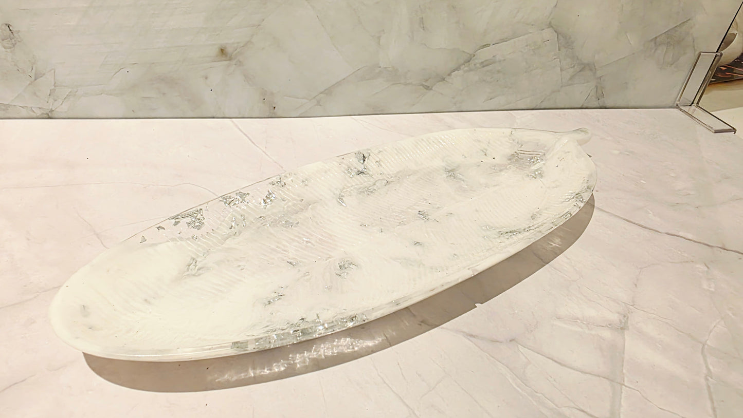 Vide-poche feuille allongée – Élégance naturelle & création artisanale