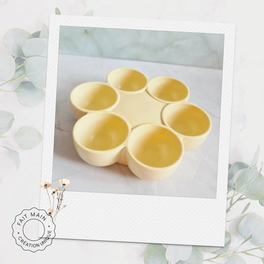 Support à œufs rond en résine  – Pratique & décoratif